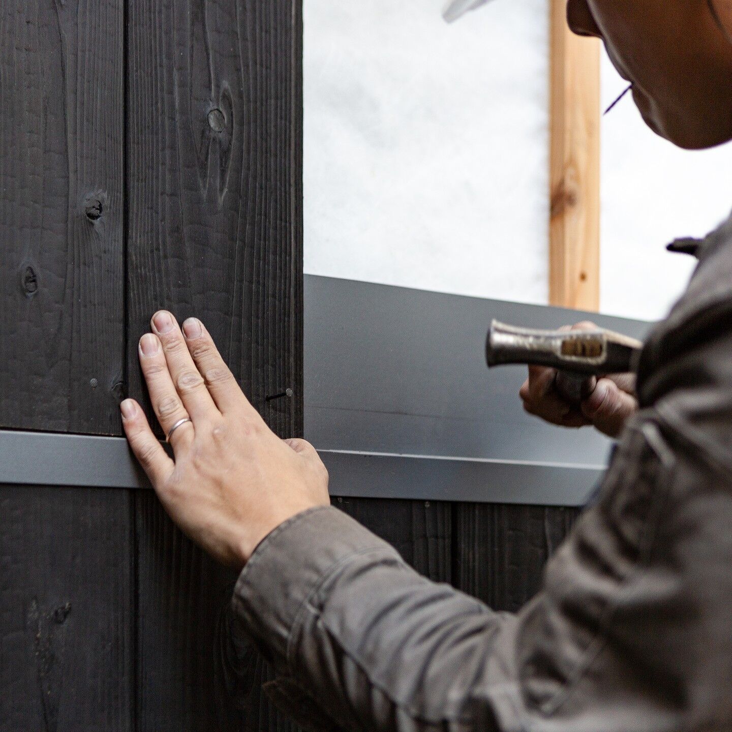 Sugi Flat Grain Weathering Stain Silver | Authentic Yakisugi Siding